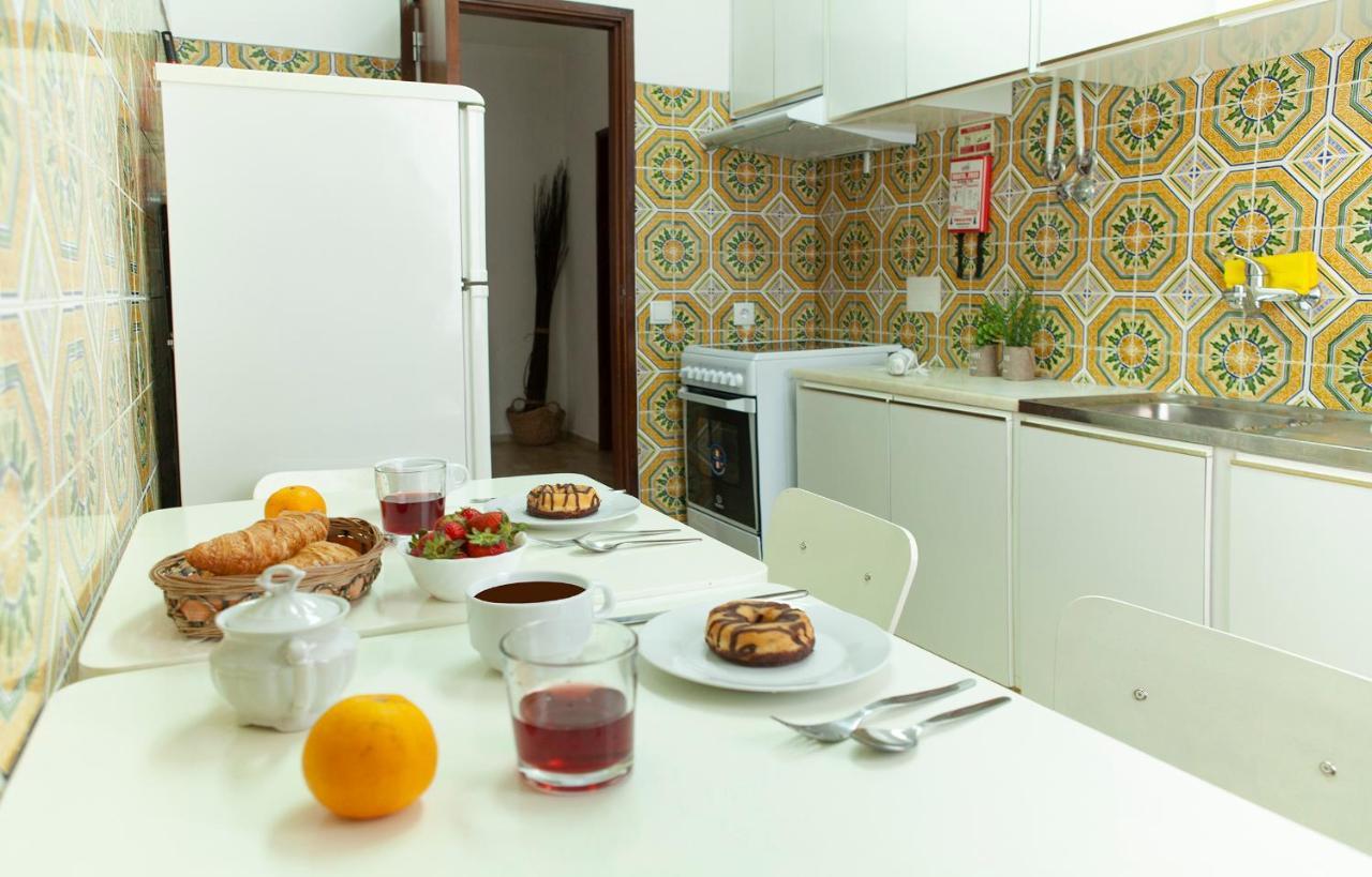 O - Sao Goncalo Central Guesthouse Lagos Ngoại thất bức ảnh